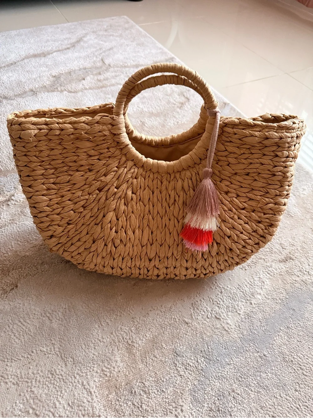 Woven Straw Raffia Basket Tote Bag with Tassel